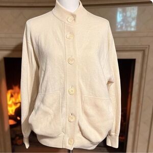 BARRIE Cream Button-Up Cardigan 💯 % Cashmere Large. GUC